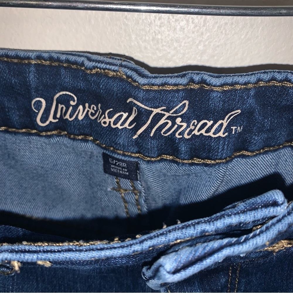 EUC Universal Thread Jeans - Picture 3 of 4